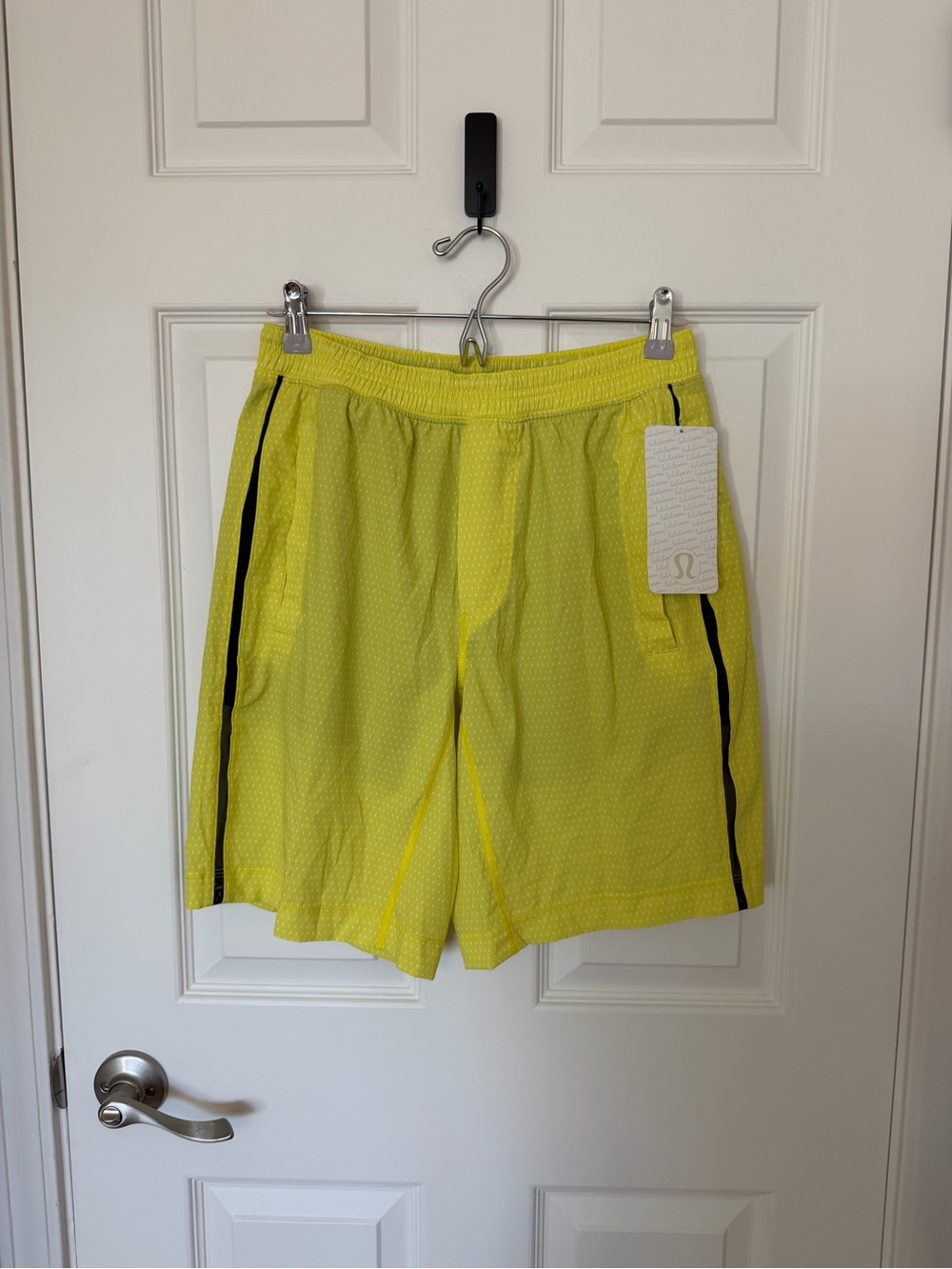 NWT Lululemon Pace Breaker Lined Shorts 9", M